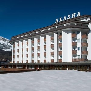 Hotel Alaska Cortina